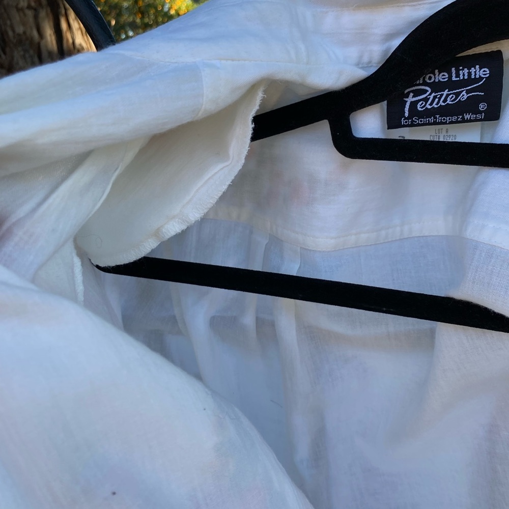 Carole Little White Floral Embroidered Button Down Shirt - Picture 3 of 5